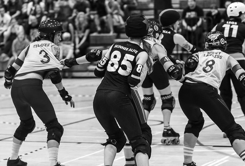Auld Reekie Roller Girls Twisted Thistles
